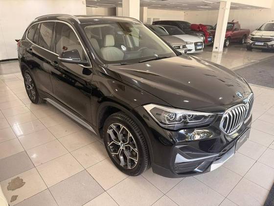 BMW X1 2.0 16V TURBO ACTIVEFLEX SDRIVE20I 4P AUTOMÁTICO BMW X1 2.0 16V TURBO ACTIVEFLEX SDRIVE20I 4P AUTOMÁTICO
